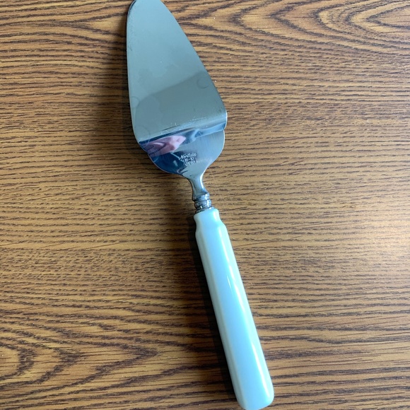 Noritake Magnificence Pie/Cake Server - Picture 2 of 2